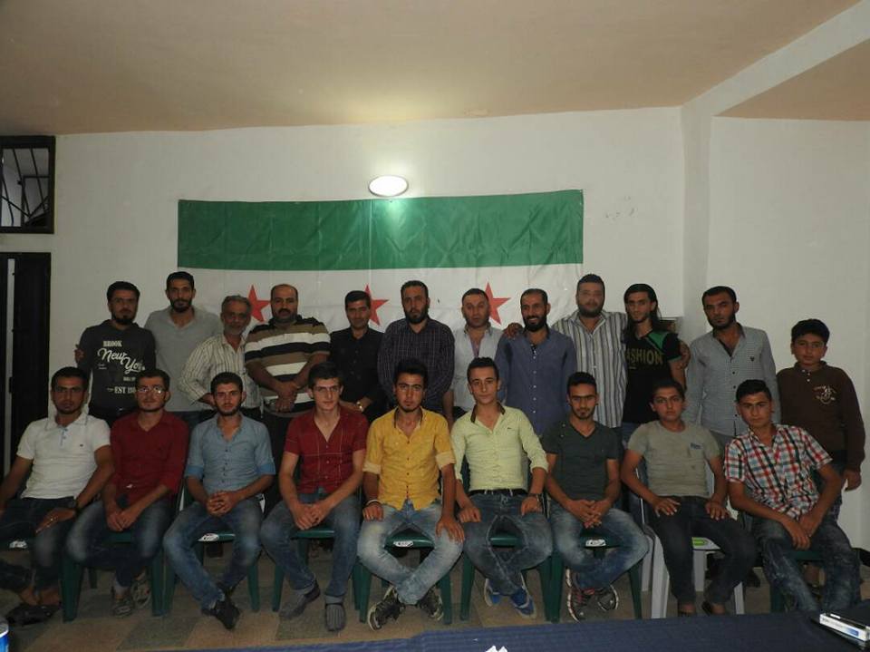 افتتاح أحد المكاتب لرابطة الشباب السوري الثائر في اعزاز